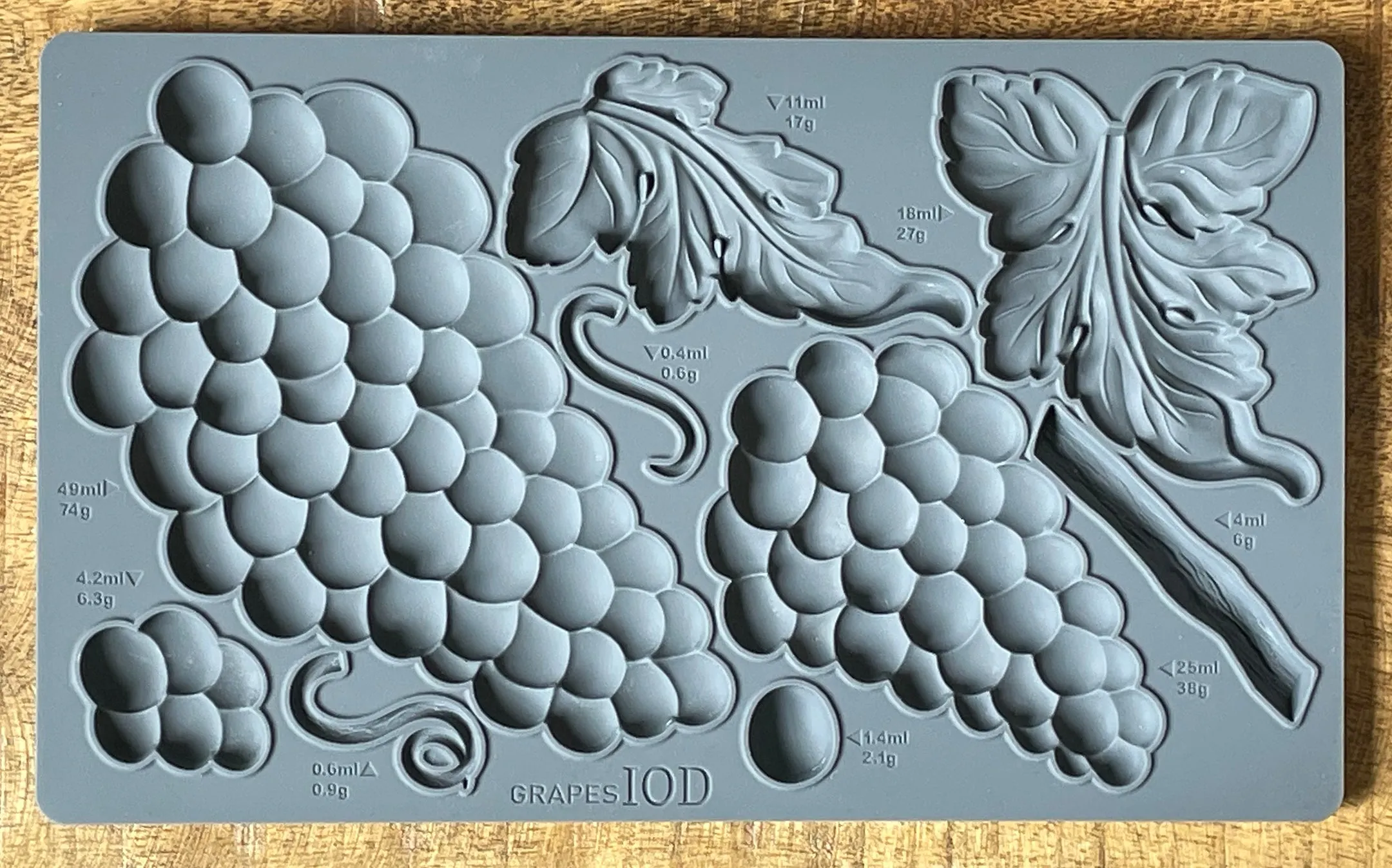 Grapes Decor Mould