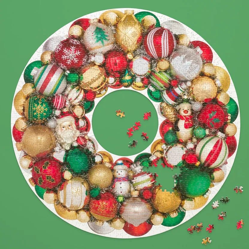 Holiday Ornament Wreath | 1,000 Piece Jigsaw Puzzle