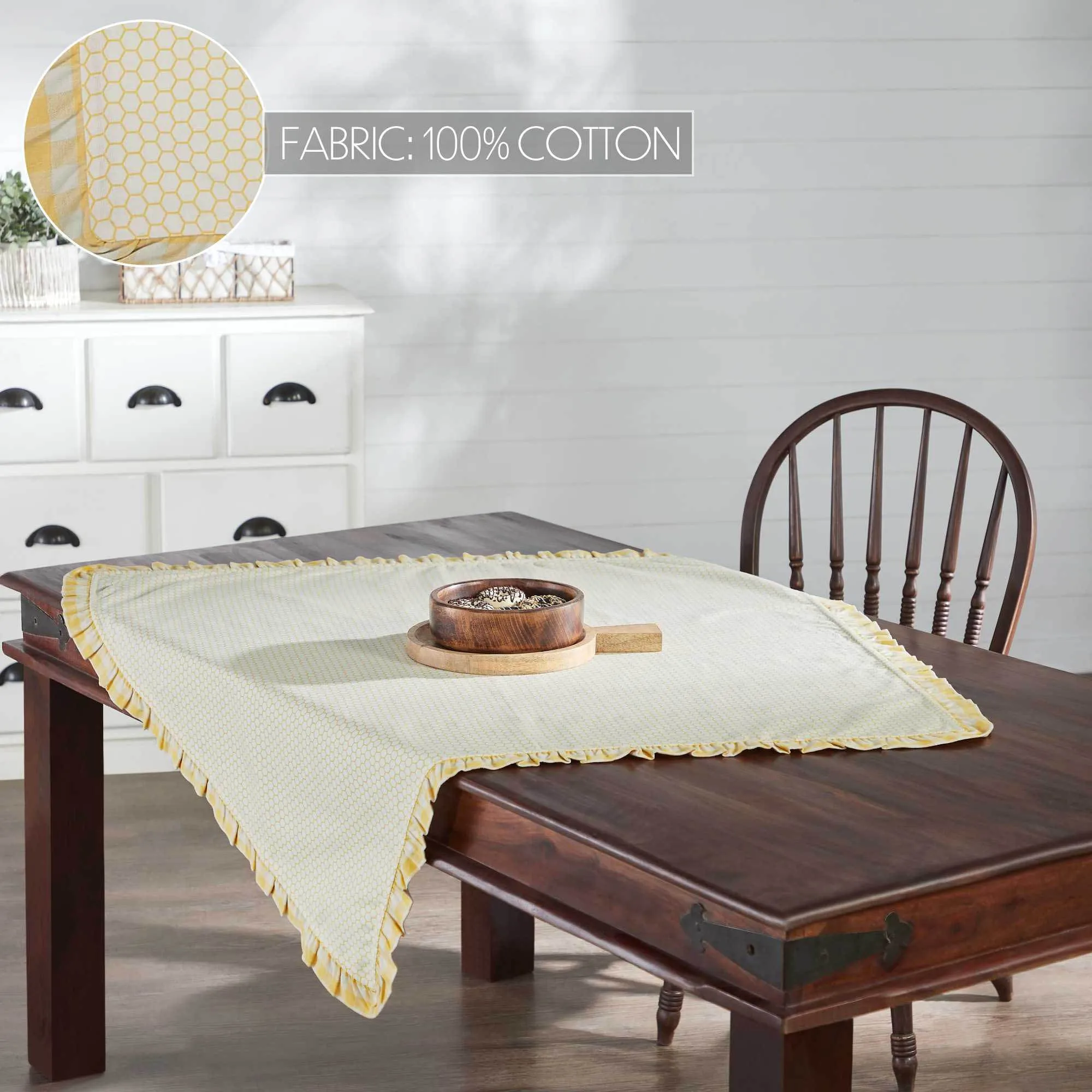 Honeycomb Ruffled Table Topper 40x40